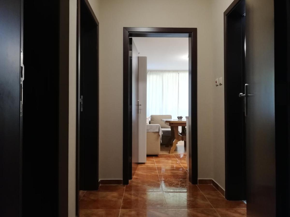 Dobi'S Apartment Elit47 At Elit Пампорово Екстериор снимка