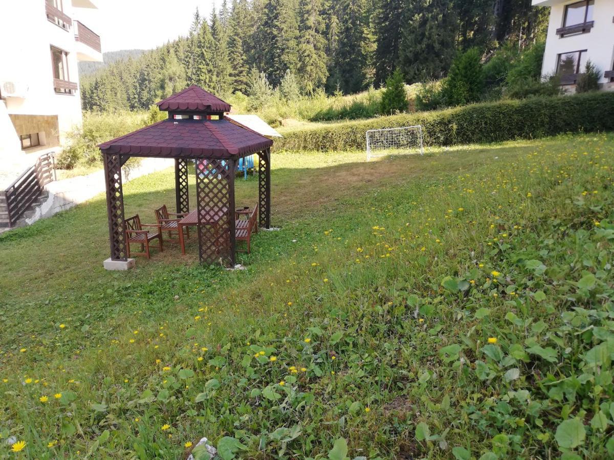 Dobi'S Apartment Elit47 At Elit Пампорово Екстериор снимка