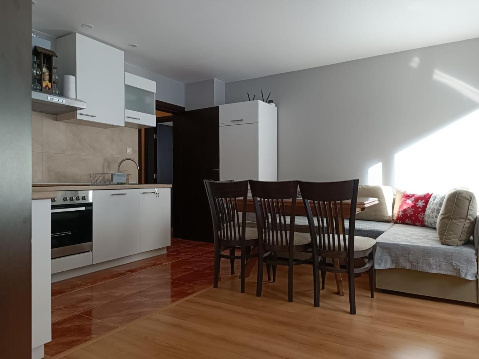 Dobi'S Apartment Elit47 At Elit Пампорово Екстериор снимка