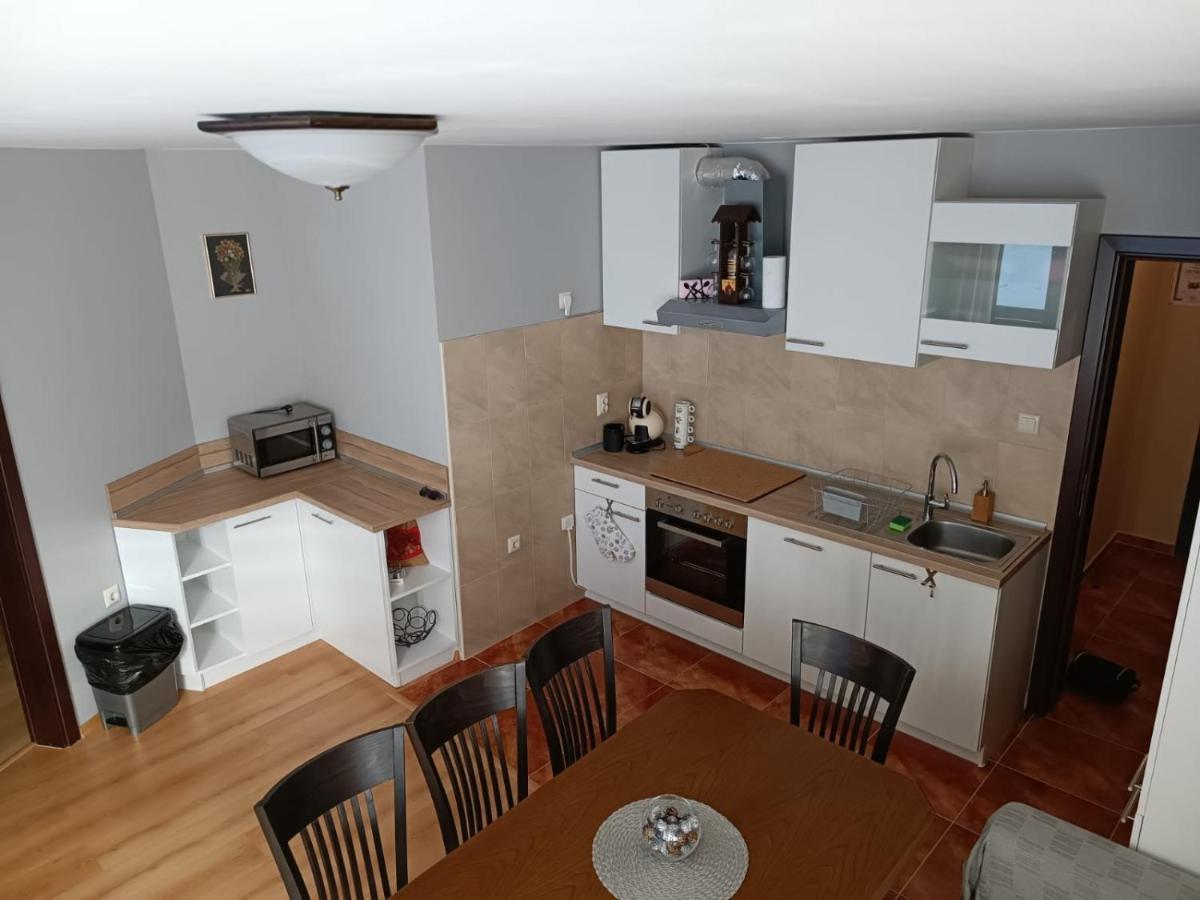 Dobi'S Apartment Elit47 At Elit Пампорово Екстериор снимка
